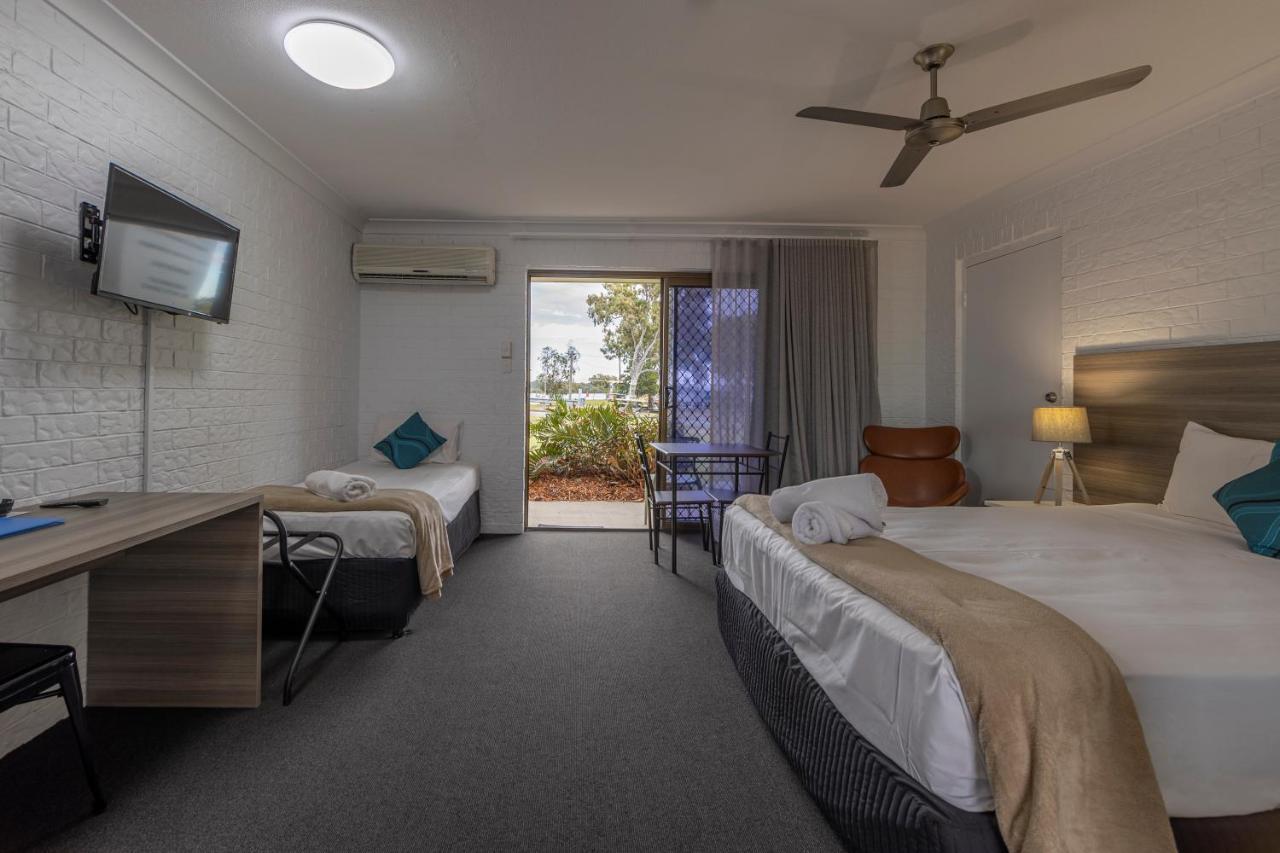 Bribie Waterways Motel Bongaree Eksteriør billede