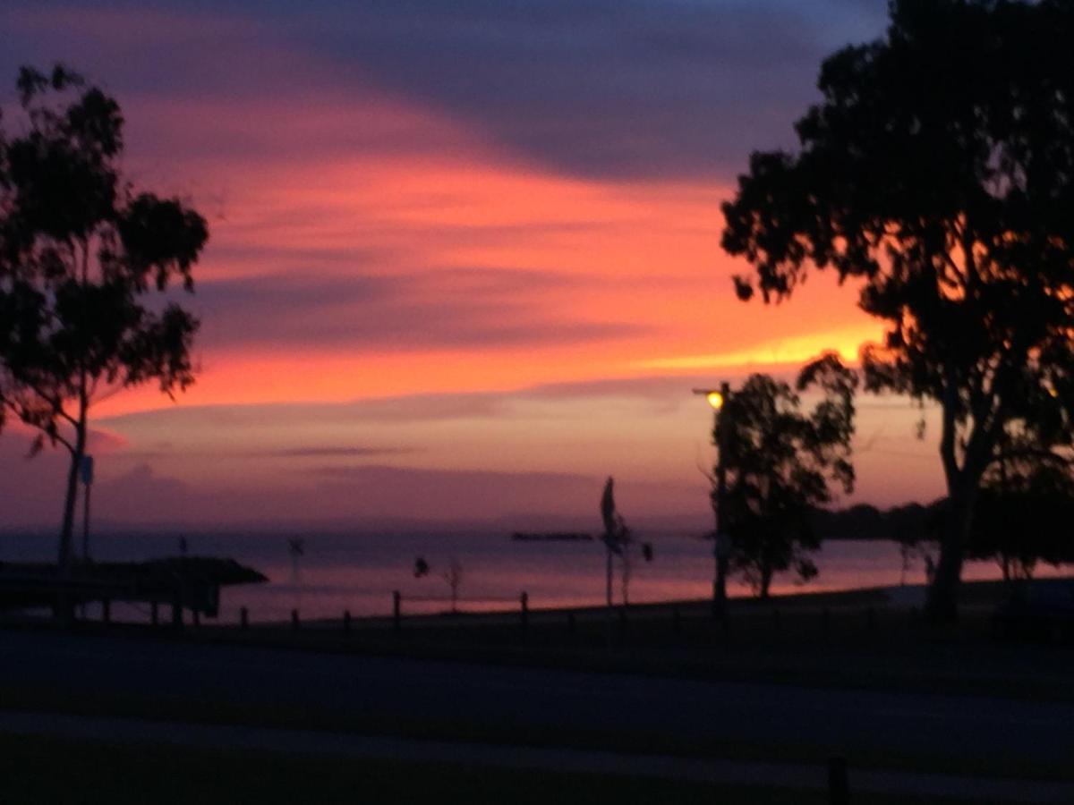 Bribie Waterways Motel Bongaree Eksteriør billede