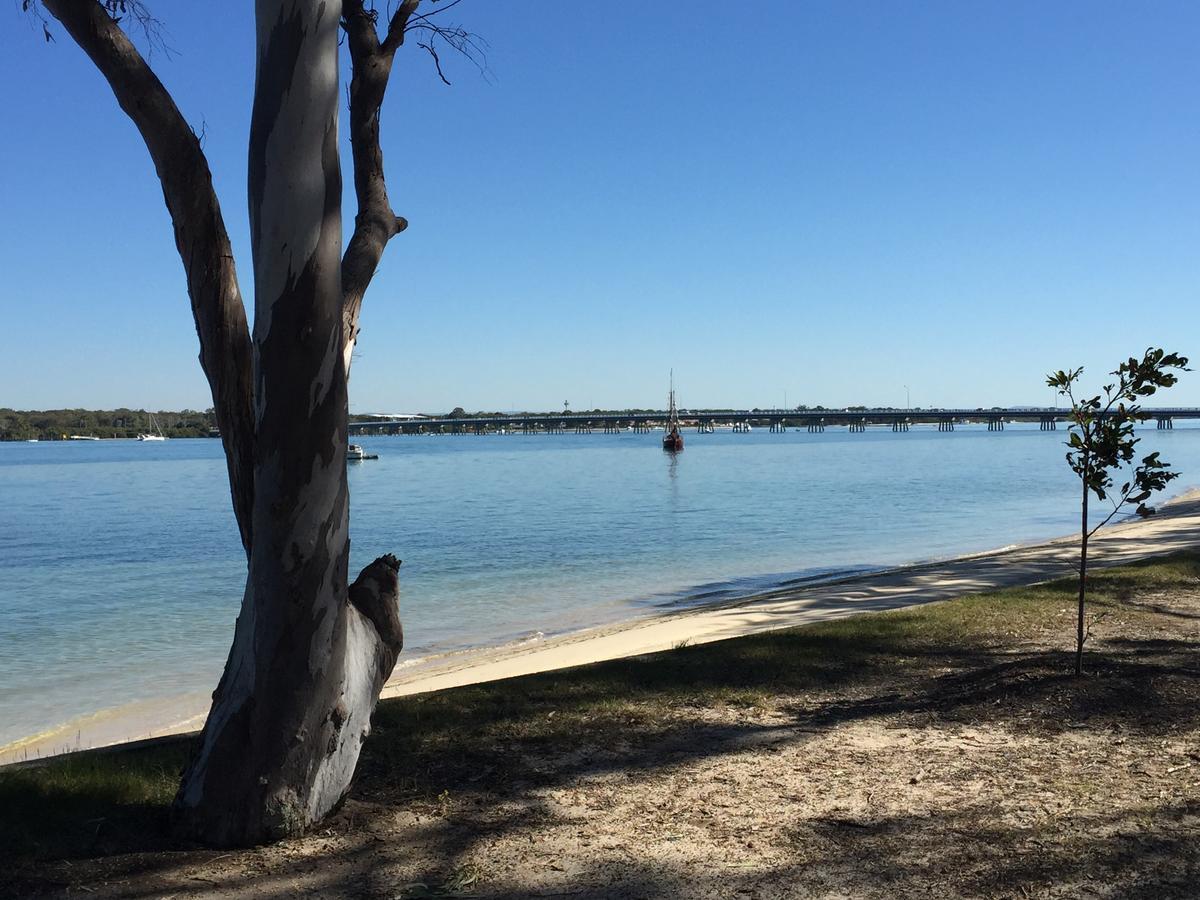 Bribie Waterways Motel Bongaree Eksteriør billede