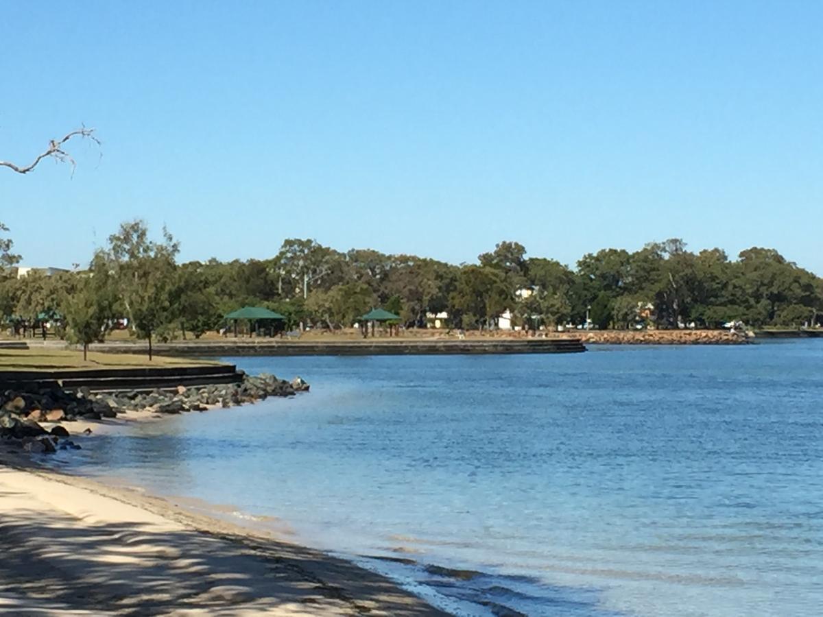 Bribie Waterways Motel Bongaree Eksteriør billede