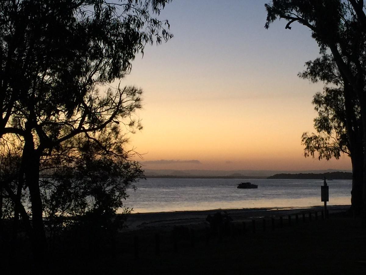 Bribie Waterways Motel Bongaree Eksteriør billede